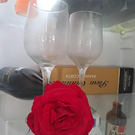 アパート Perlage チビタベッキア