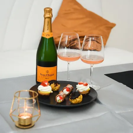 アパート Perlage チビタベッキア